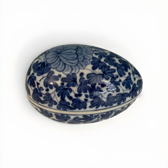 Porcelain Egg Trinket Box Dish Hand Painted Blue White Lotus Flower Asian Taiwan - Picture 2 of 11